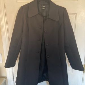 Beautiful Long Black fitted Blazer lined